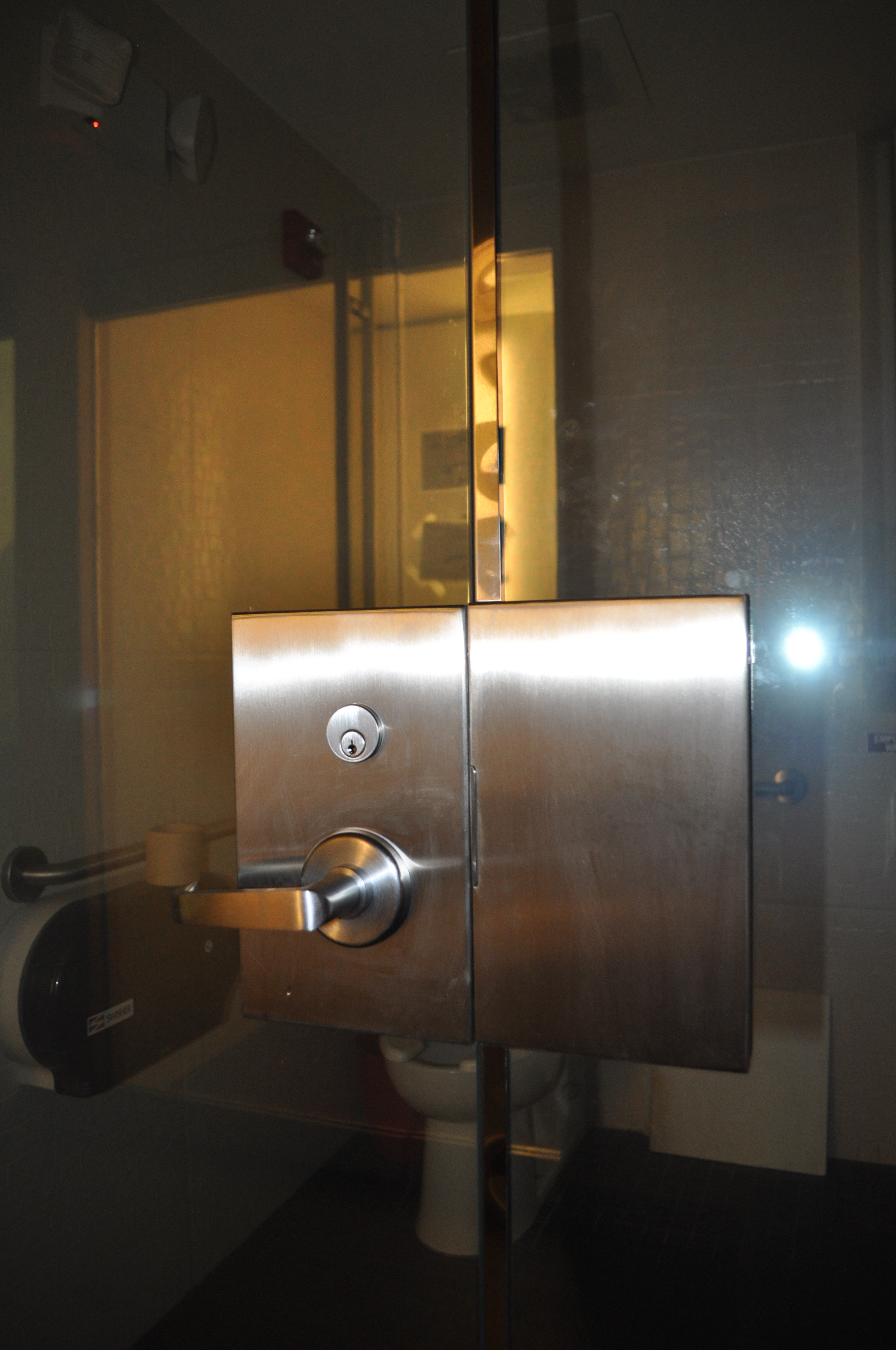 Glass Transparent - PrivacyVue® Electrified Patch Lock