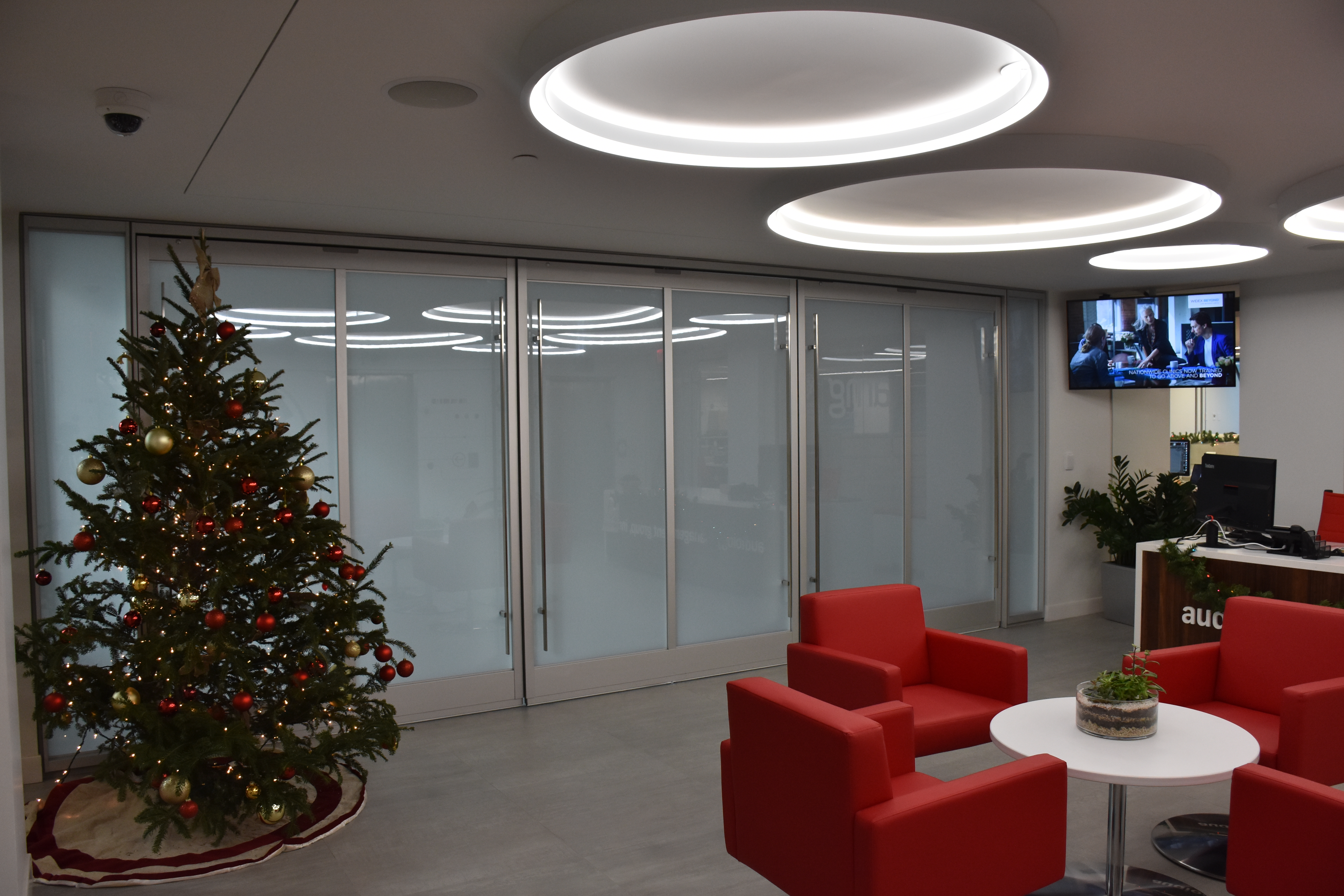 Downtown Miami Conference Room – PrivacyVue®