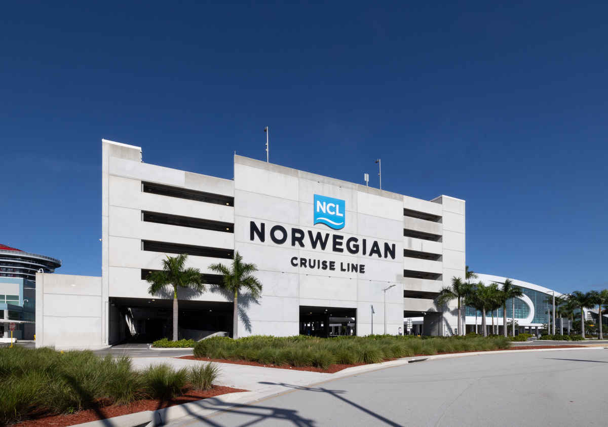 NCL Port Miami - Parking Garage